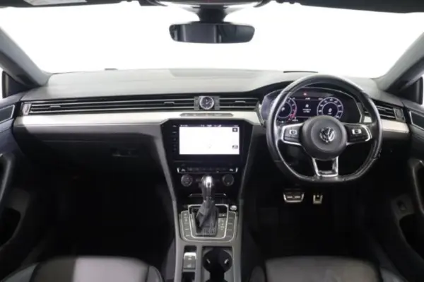 2019 Volkswagen Arteon — photo 2