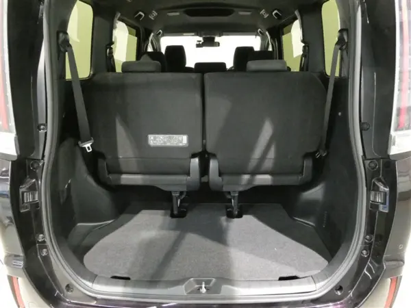 Toyota Noah 2.0 G — photo 7