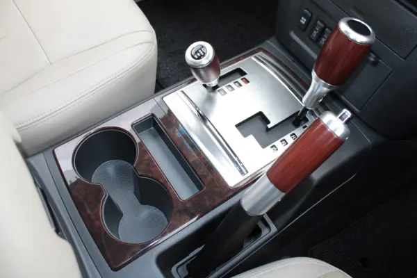 Mitsubishi Pajero 3.2 Long Final Edition Diesel Turbo 4WD Sunroof Backup Camera Navigation Full-Seg Seat Heater (Pearl) — photo 9