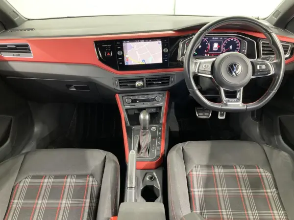 2021 Volkswagen Polo — photo 3