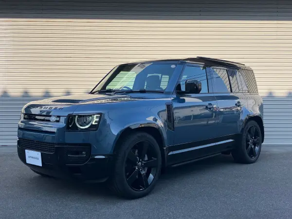 2025 Landrover Defender — photo 3