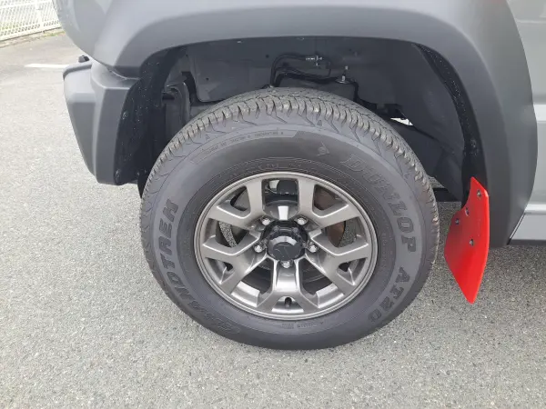 Suzuki Jimny Sierra 1.5 JC 4WD with Navigation, Full-Seg, Backup Camera, Seat Heater, Obstacle Sensor, Front/Rear Dashcam, Alpine Digital Inner Mirror, Alpine Speakers, Lane Assist, Anti-Theft System, Collision Damage Mitigation System, ETC (Medium Gray) — photo 9