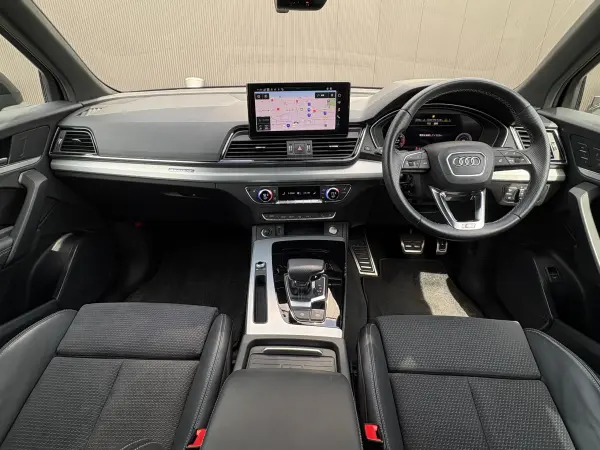 2022 Audi Q5 — photo 2