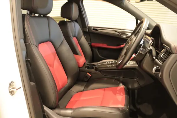 Porsche Macan S PDK 4WD — photo 8