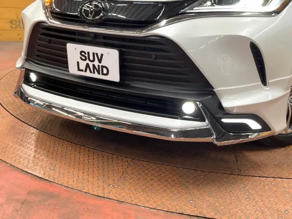 2026 Toyota Harrier — photo 3