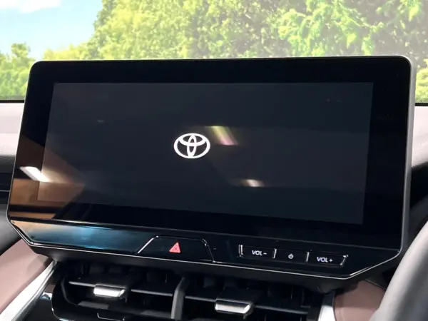 Toyota Harrier 2.5 Hybrid Z Leather Package Registered Unused Car Panoramic Roof Modellista Aero 12-inch Navigation Surround View Camera JBL Sound Digital Inner Mirror Brown Interior Radar Cruise Blind Spot Monitor LED Headlights Genuine 19-inch Alloy Wheels (Platinum White Pearl Mica) — photo 8