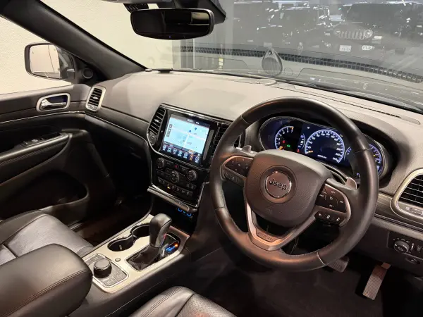 2019 Jeep Grand Cherokee — photo 2