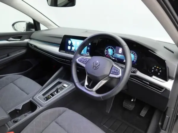 Volkswagen Golf TDI Active Advance Platinum Edition Diesel Turbo Certified Used Car — photo 7