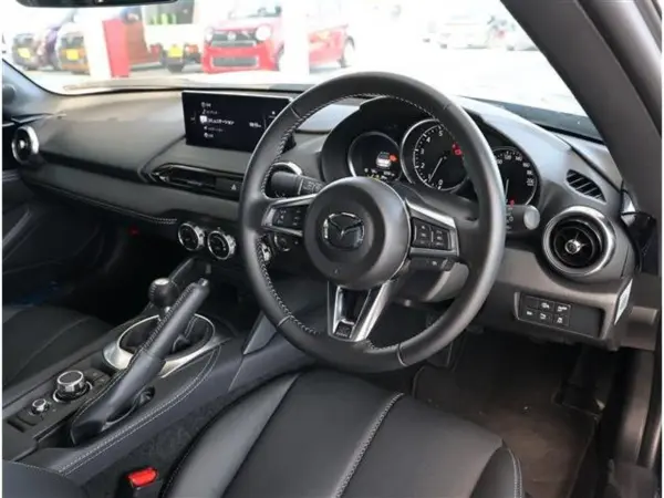 2025 Mazda Roadster — photo 2