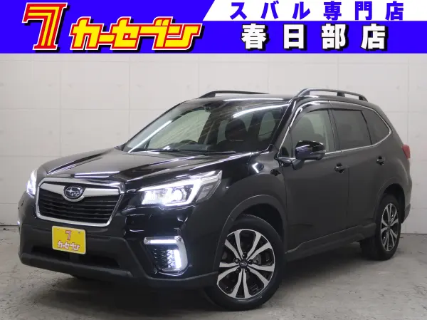Subaru Forester 2.5 Premium 4WD Model B with Digital Inner Mirror, Front & Side & Back Camera, Power Back Door, Rear Vehicle, Roof Rail, 8-inch Navigation, Bluetooth, Full-Seg, Touring Assist, ETC (Crystal Black Silica)