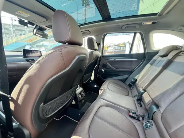 BMW X1 xDrive 18d xLine 4WD Certified Used Car Sunroof Brown Leather Non-Smoking (Mineral White Metallic) — photo 7