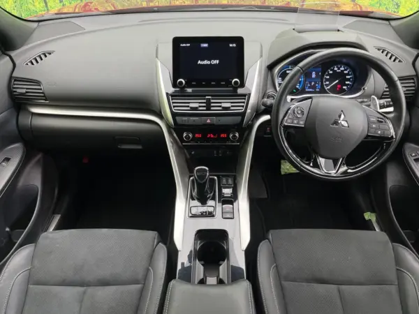 2021 Mitsubishi Eclipse Cross — photo 2