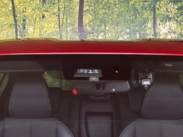 2021 Mitsubishi Eclipse Cross — photo 3