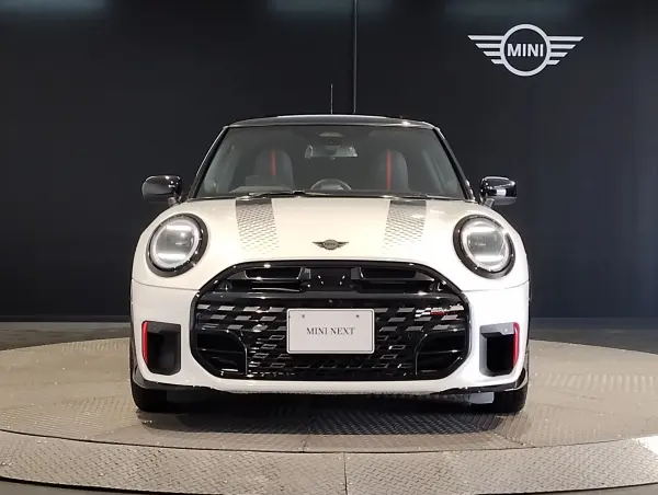 2025 Mini Cooper — photo 2
