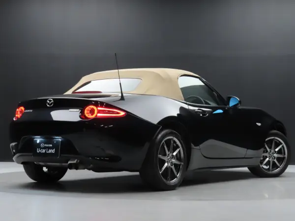 2024 Mazda Roadster — photo 2