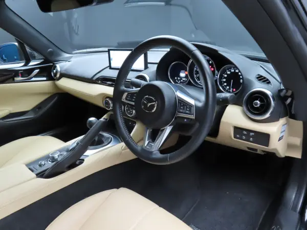 2024 Mazda Roadster — photo 3