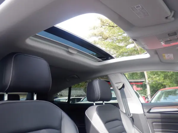 2021 Volkswagen Arteon — photo 2