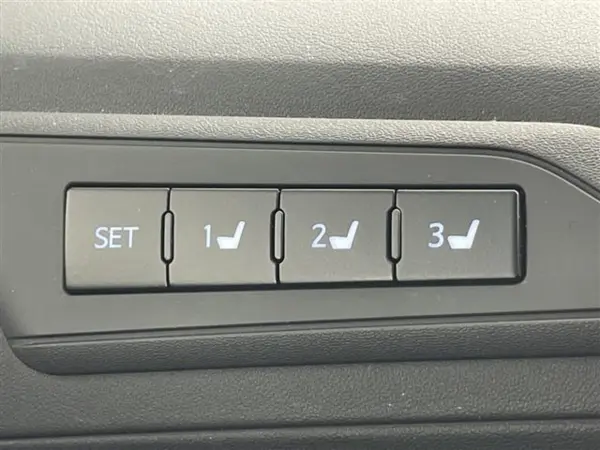 Toyota Alphard Hybrid 2.5 SR E-Four 4WD Non-Smoking Twin Moon Roof Genuine 9-inch Display Audio Genuine Flip-Down Monitor Built-in ETC 2.0 Accessory Socket Digital Inner Mirror Radar Cruise Control (Black) — photo 8