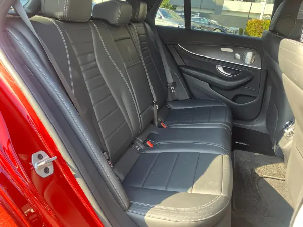 Mercedes-Benz E-Class Wagon E200 Sport (BSG equipped model) Radar Safety Package / Power Seats with Memory / Seat Heaters / Power Rear Gate / Dynamic Select / ETC2.0 / Active Parking Assist / Active Lane Keeping Assist (Hyacinth Red) — photo 8