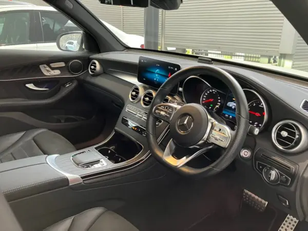 Mercedes-Benz GLC220 d 4MATIC AMG Line Diesel Turbo 4WD — photo 8