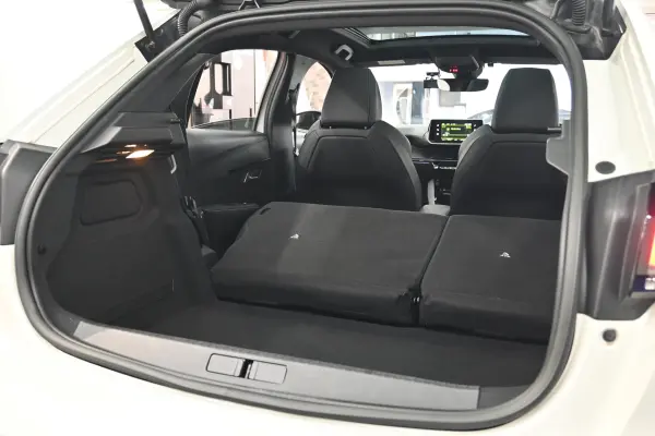 Peugeot 208GT ACC BSM Half Leather Seat Heater Genuine Touch Screen Genuine Navi TV Full-Seg CarPlay 17-inch AW Drive Mode LED Lights Ambient Light Paddle Shift 2-Year Warranty (Pearl White) — photo 9