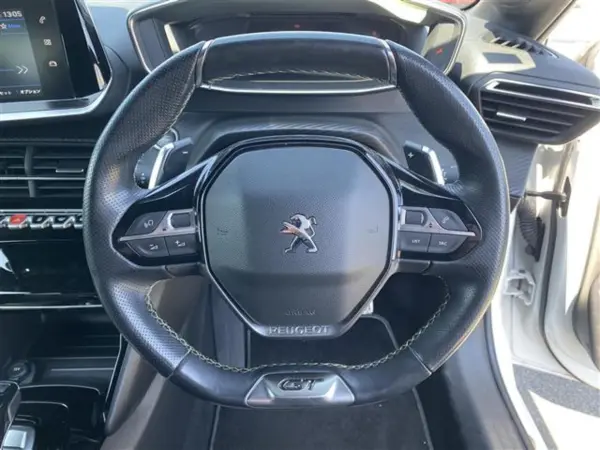 Peugeot 208GT Panoramic Glass Roof LED Headlights 7-inch Touchscreen Genuine Navigation Front Seat Heaters Exterior Black Parts Intelligent High Beam Blind Spot Monitor System 17-inch Alloy Wheels (Pearl White) — photo 7