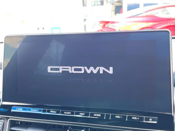 2021 Toyota Crown — photo 3