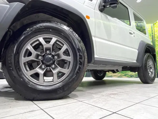 Suzuki Jimny Sierra 1.5 JC 4WD — photo 9