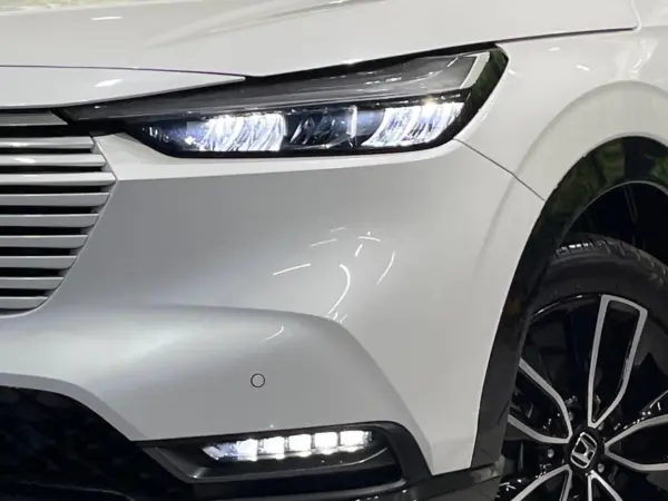 Honda Vezel 1.5 e:HEV Z — photo 9
