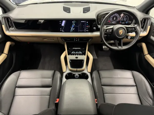Porsche Cayenne S Tiptronic S 4WD 2024 Model Certified Used Car with Warranty (Crayon) — photo 7