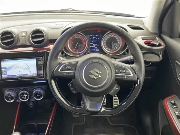 2020 Suzuki Swift — photo 3