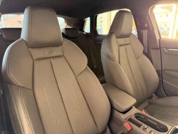 Audi A3 Sportback 40 TFSI Quattro S Line 4WD Partial Leather Convenience & Assistance Package Navigation Package S Line Plus Package Smartphone Interface Power Seat Certified Used Car (Glacier White M) — photo 9