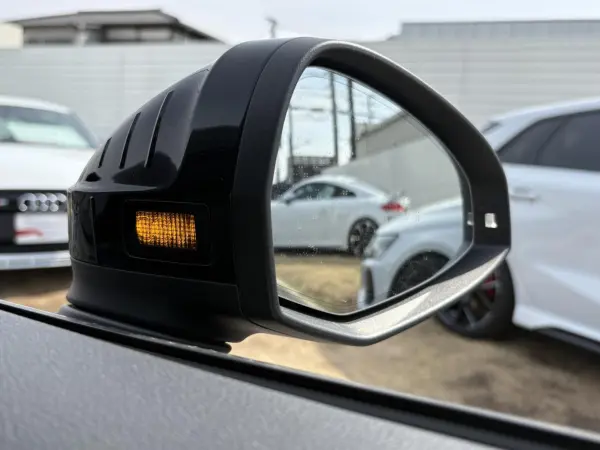 Audi A5 Sportback 40 TDI Quattro S Line 4WD Limited Edition (125 units) 20-inch Audi Sport alloy wheels Red calipers Rotor Gray fine Nappa leather Damping control sport suspension Black styling package (Mythos Black Metallic) — photo 8