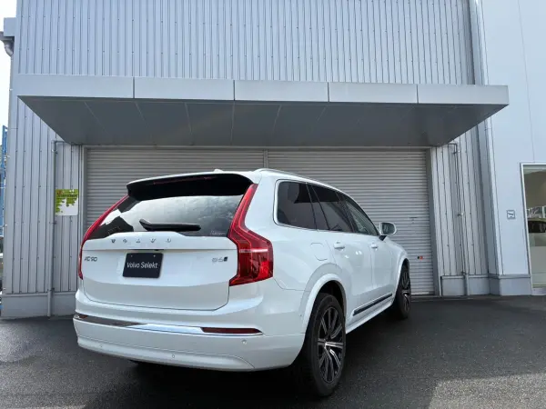 2023 Volvo Xc90 — photo 2