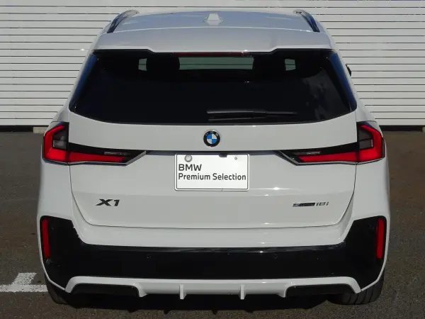 BMW X1 sDrive18i M Sport DCT Certified Used Car One-Owner Non-Smoking Seat Heaters 18-inch AW Genuine Navigation Surround View Camera ETC Adaptive Headlights Driving Assistant Plus Parking Assistant Plus SOS Call (Alpine White) — photo 7