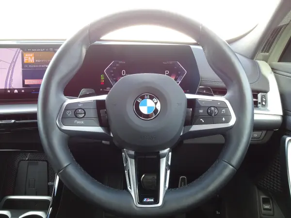 BMW X1 sDrive18i M Sport DCT Certified Used Car One-Owner Non-Smoking Seat Heaters 18-inch AW Genuine Navigation Surround View Camera ETC Adaptive Headlights Driving Assistant Plus Parking Assistant Plus SOS Call (Alpine White) — photo 9