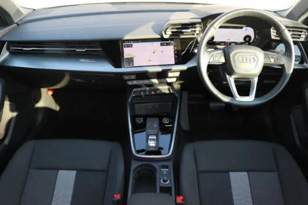 2021 Audi A3 Sportback — photo 2