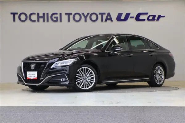 Toyota Crown 2.0 RS — thumbnail 1