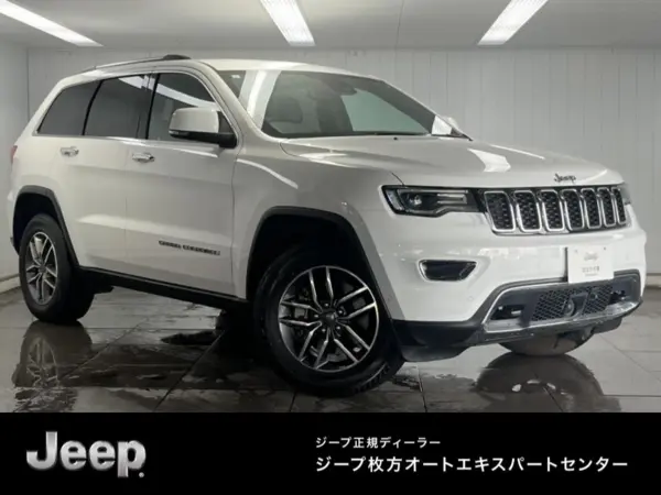 Jeep Grand Cherokee Limited (Non-Air Suspension) 4WD One Owner Leather Seats Apple CarPlay Bluetooth Factory Navigation Full-Seg Seat Heaters Ventilation Lane Keep Assist Forward Collision Warning ACC Backup Camera Certified Used Car Warranty (Bright White) — thumbnail 1