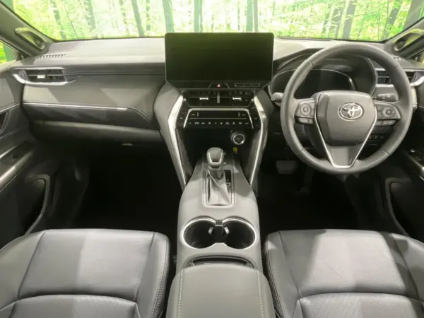 2026 Toyota Harrier — photo 2