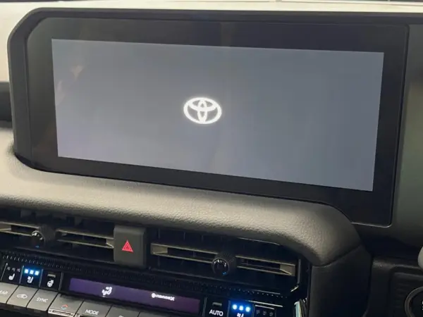 Toyota Land Cruiser 250 2.8 ZX Diesel Turbo 4WD — photo 7