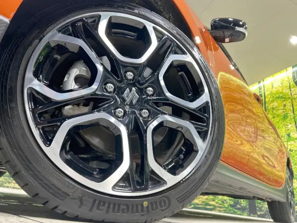 Suzuki Swift Sport 1.4 — photo 9