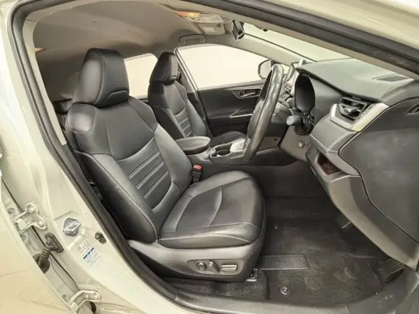 2020 Toyota  Rav4 — photo 7 | Tuminion Kenya
