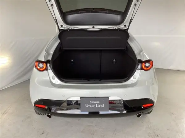 Mazda MAZDA3 Fastback 1.8 XD Proactive Touring Selection Diesel Turbo 4WD with Memory Navigation, Full-Seg, All Cameras (Ceramic Metallic Black) — photo 7