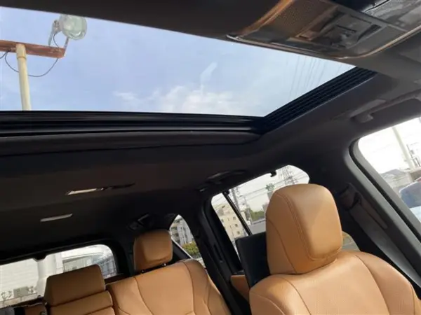 Lexus LX600 4WD Mark Levinson Rear Entertainment Hazel Cool Box Modellista Genuine 20AW Moonroof Panoramic View M Ventilation Massage Function HUD Power Back Door Navigation Wireless Charging (Gun Metallic) — photo 7