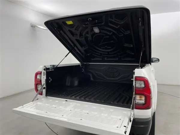 Toyota Hilux 2.4 Z GR Sport Diesel Turbo 4WD — photo 8