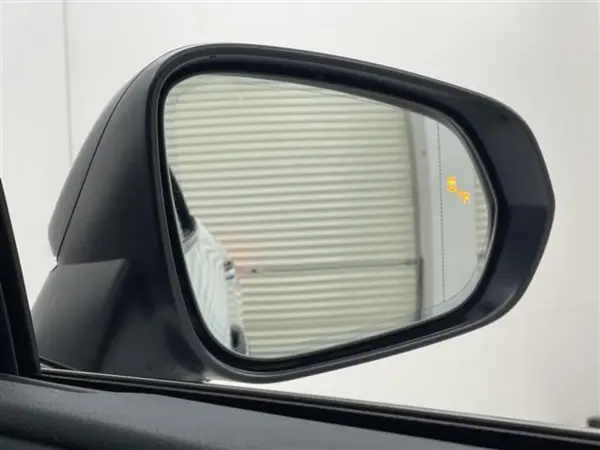 Lexus RX 500h F Sport Performance 4WD Non-Smoking/Panoramic Roof/Orange Brakes (White Nova Glass Flake) — photo 8