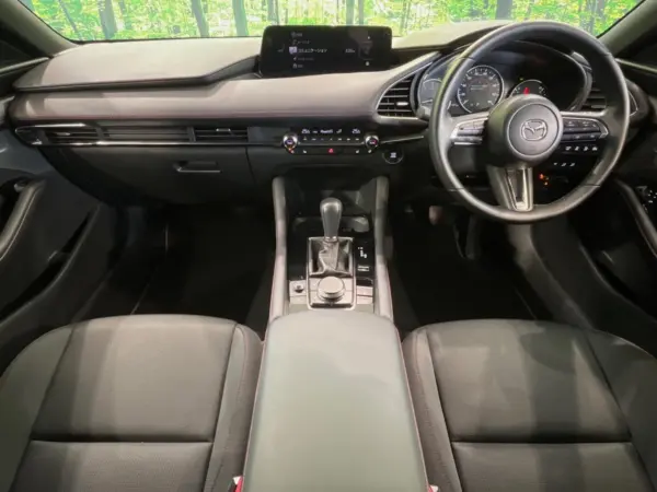 2024 Mazda 3 Fastback — photo 2