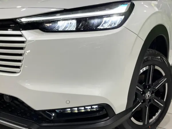 Honda Vezel 1.5 G 4WD — photo 8