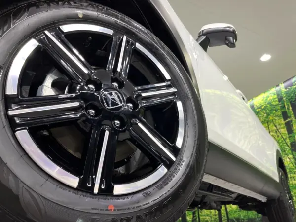 Honda Vezel 1.5 G 4WD — photo 9